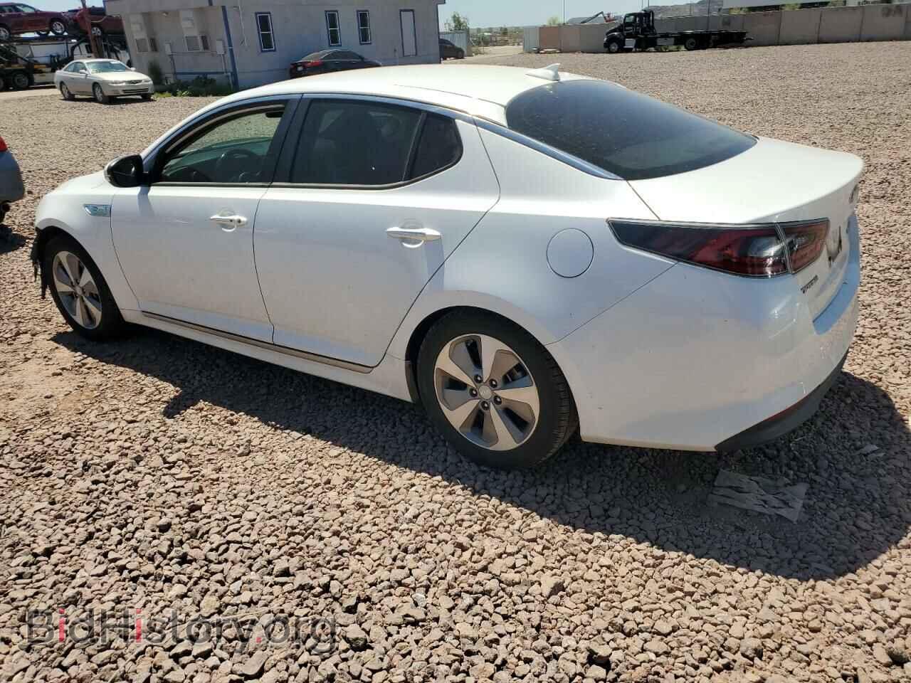 2016 KIA OPTIMA - VIN: KNAGN4AD3G5099061 - Фото 2