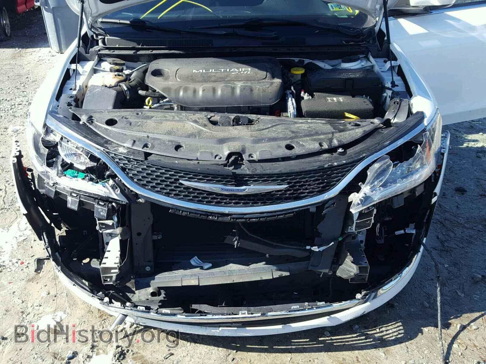 2015 CHRYSLER 200 - VIN: 1C3CCCAB9FN723450 - Photo 7