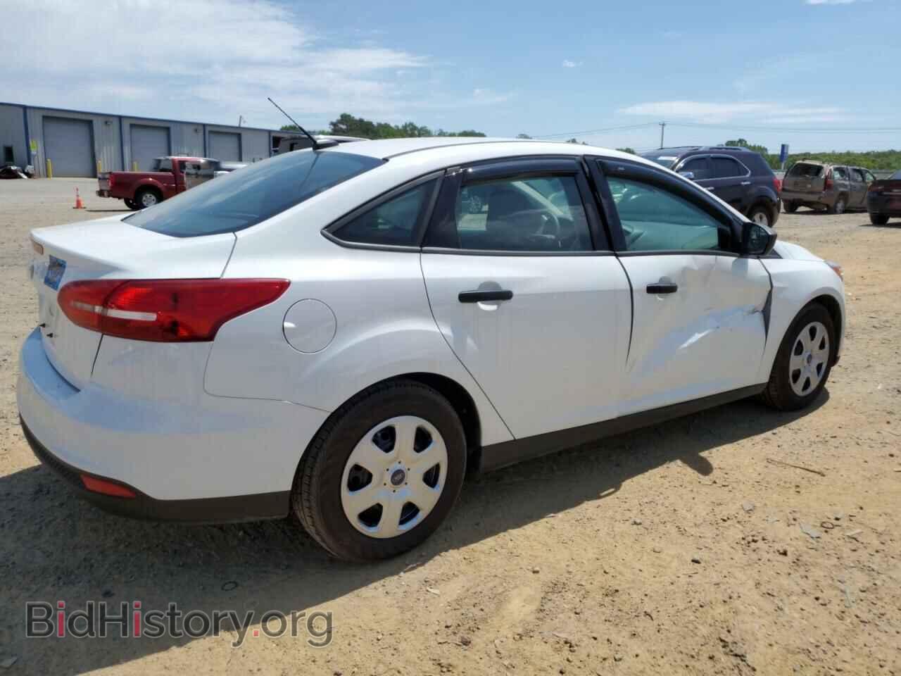 2017 FORD FOCUS - VIN: 1FADP3E2XHL241802 - Фото 3