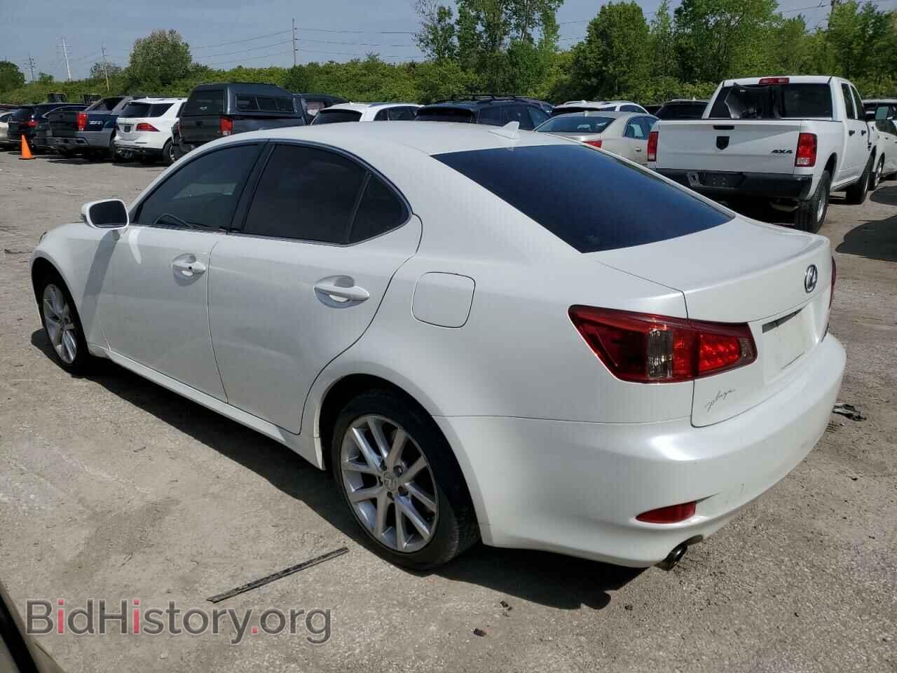 2011 LEXUS IS - VIN: JTHCE5C28B5000857 - Фото 2