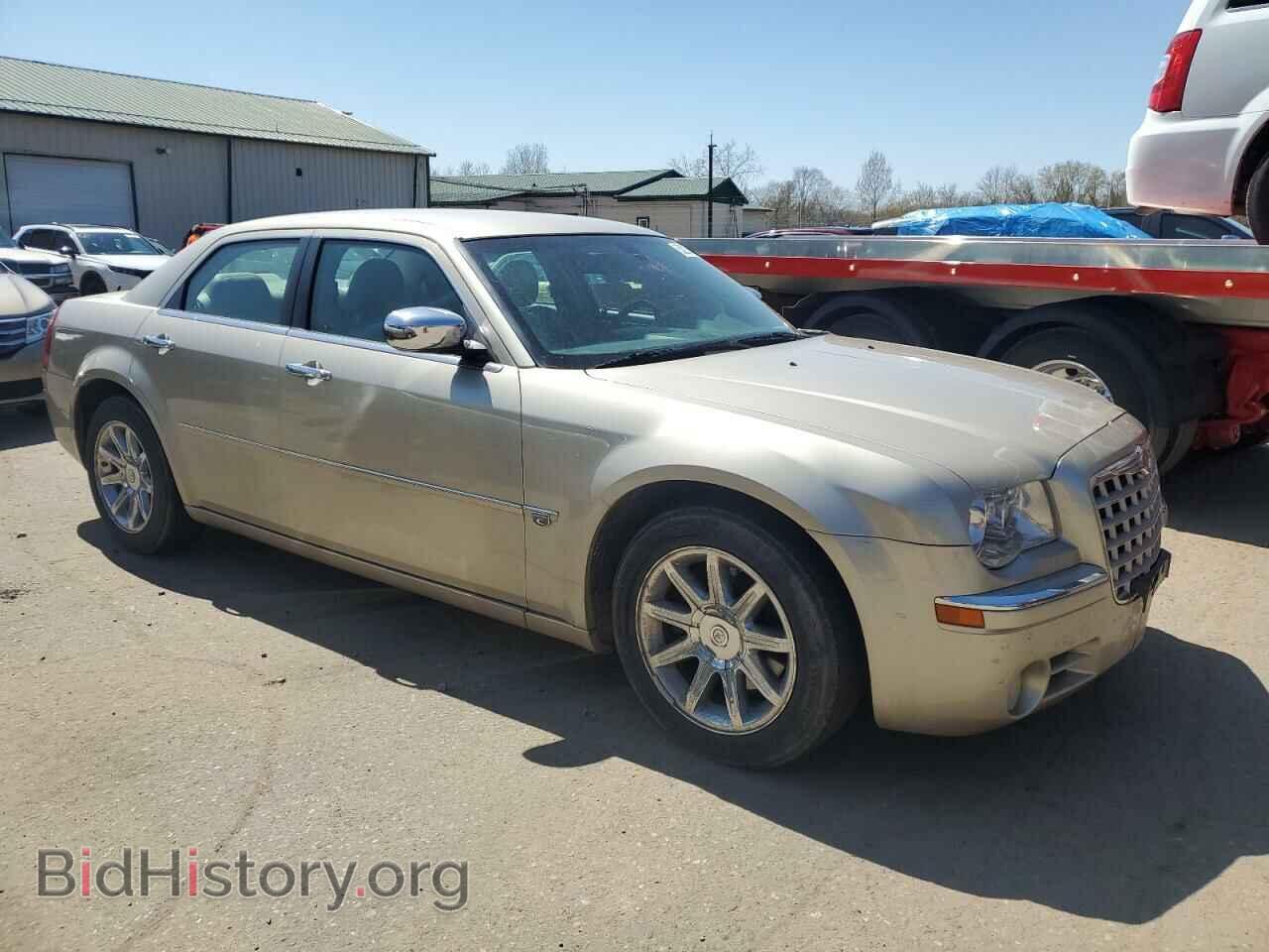 2006 CHRYSLER 300 - VIN: 2C3KA63H46H535366 - Photo 4