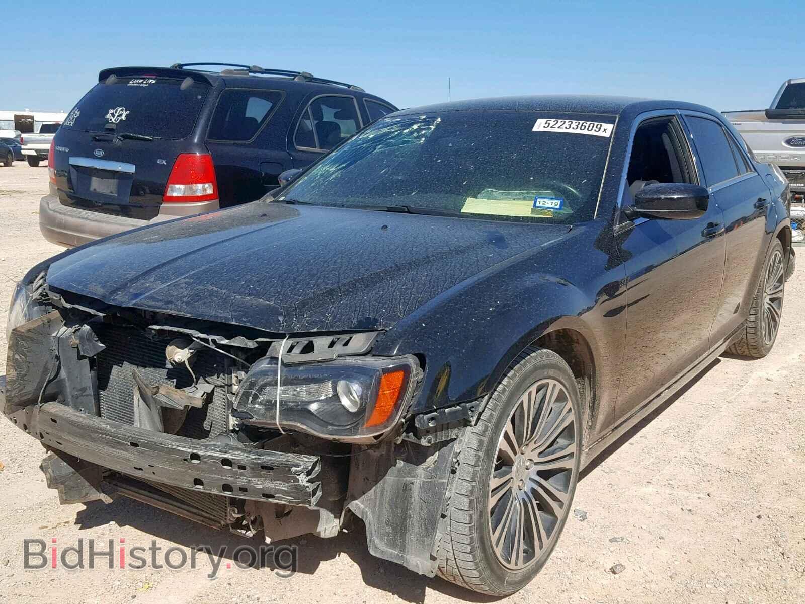 2013 CHRYSLER 300 - VIN: 2C3CCABG8DH728403 - Фото 2