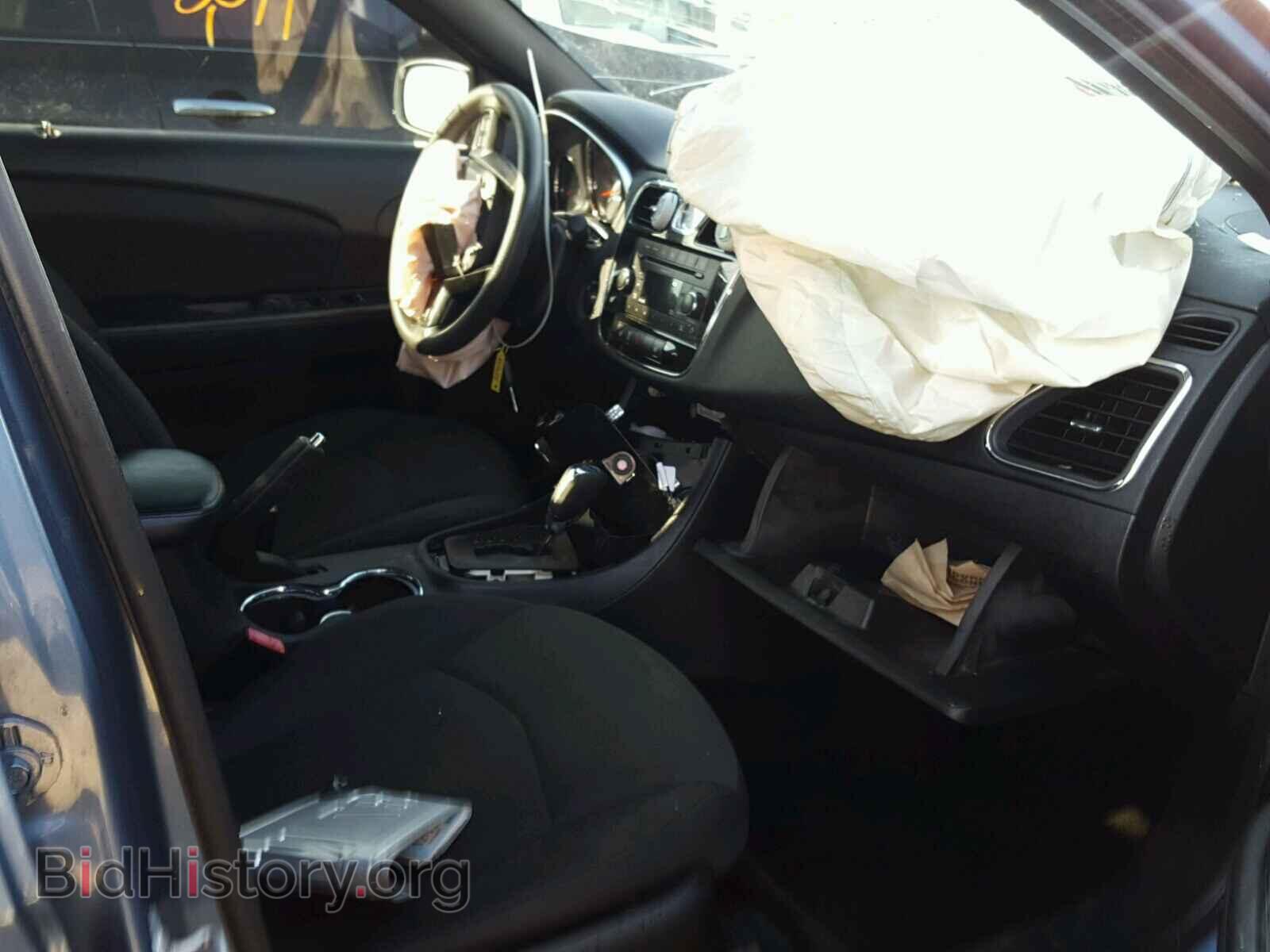 2011 CHRYSLER 200 - VIN: 1C3BC4FB4BN558346 - Фото 5