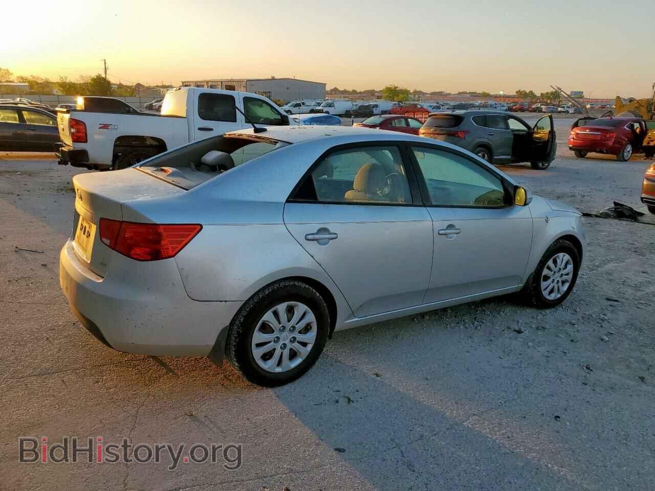 2012 KIA FORTE - VIN: KNAFU4A27C5621035 - Фото 3