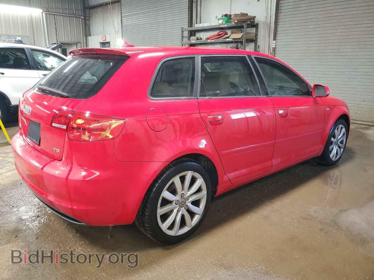 2011 AUDI A3 - VIN: WAUBJBFM9BA056329 - Фото 3