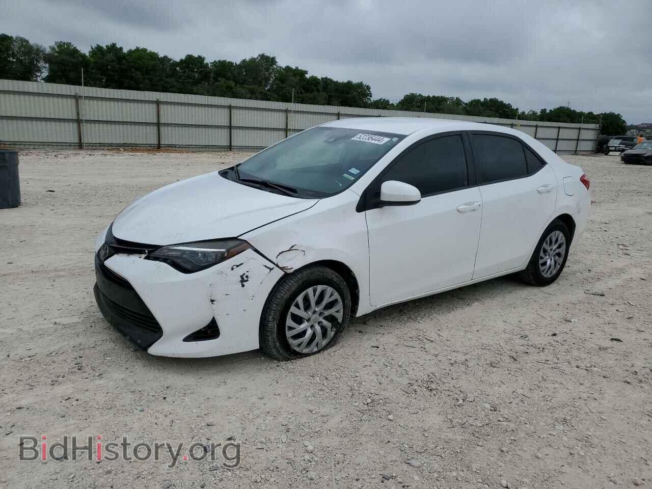Фотография 5YFBURHE7HP686640 - TOYOTA COROLLA 2017