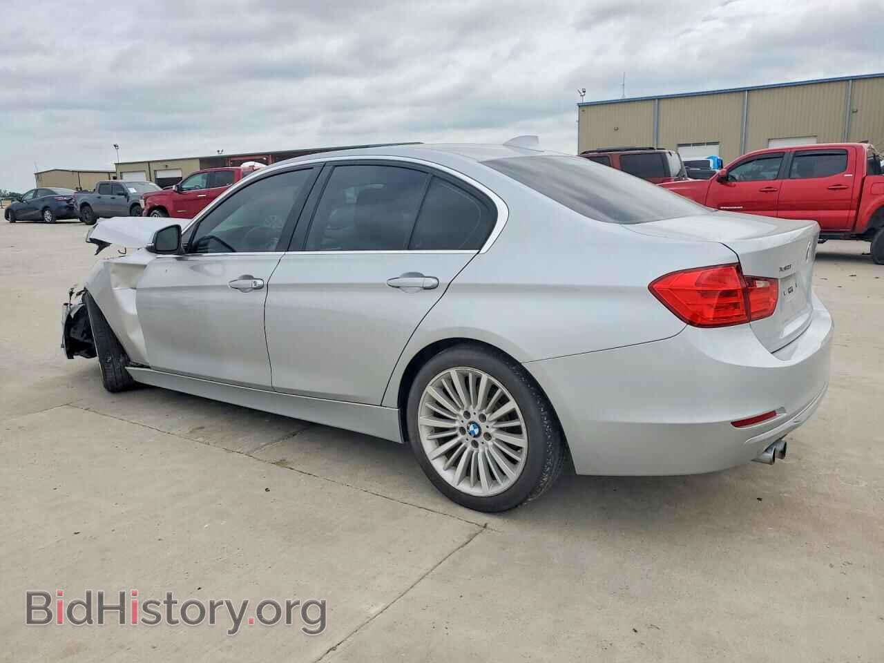 2013 BMW 3 SERIES - VIN: WBA3B3C55DF540704 - Photo 2