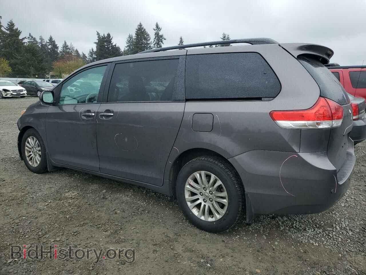 2012 TOYOTA All Models - VIN: 5TDYK3DC8CS239784 - Фото 2