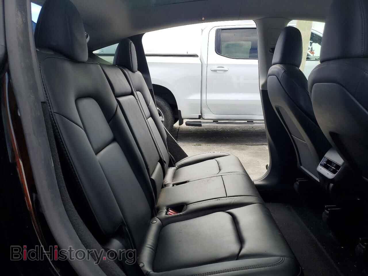 2024 TESLA MODEL Y - VIN: 7SAYGDEE4RA235686 - Фото 10