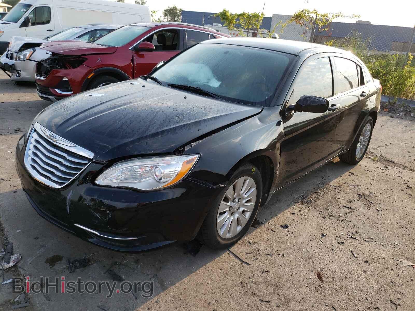 2011 CHRYSLER 200 - VIN: 1C3BC4FB4BN542521 - Photo 2