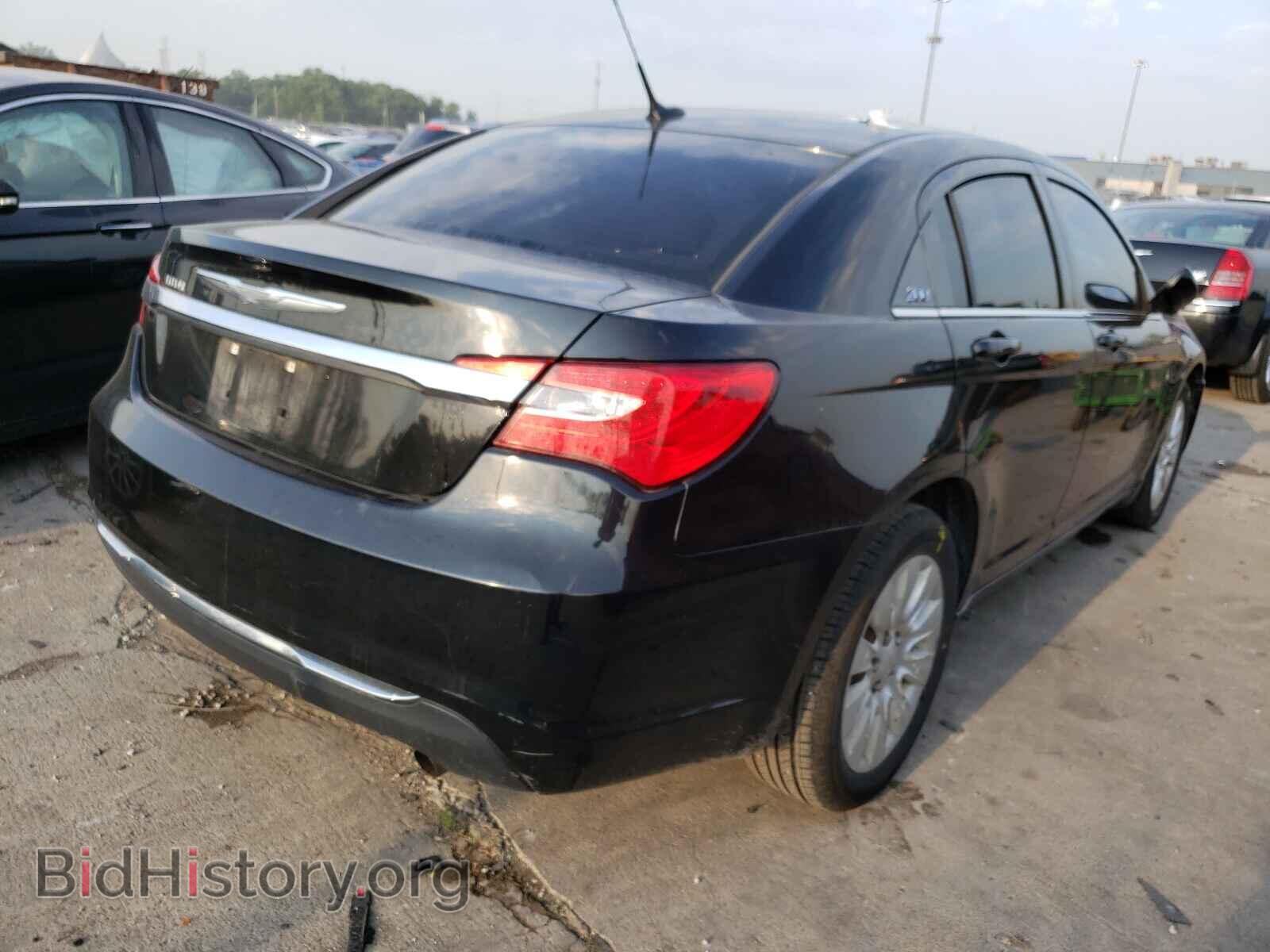 2011 CHRYSLER 200 - VIN: 1C3BC4FB4BN542521 - Photo 4