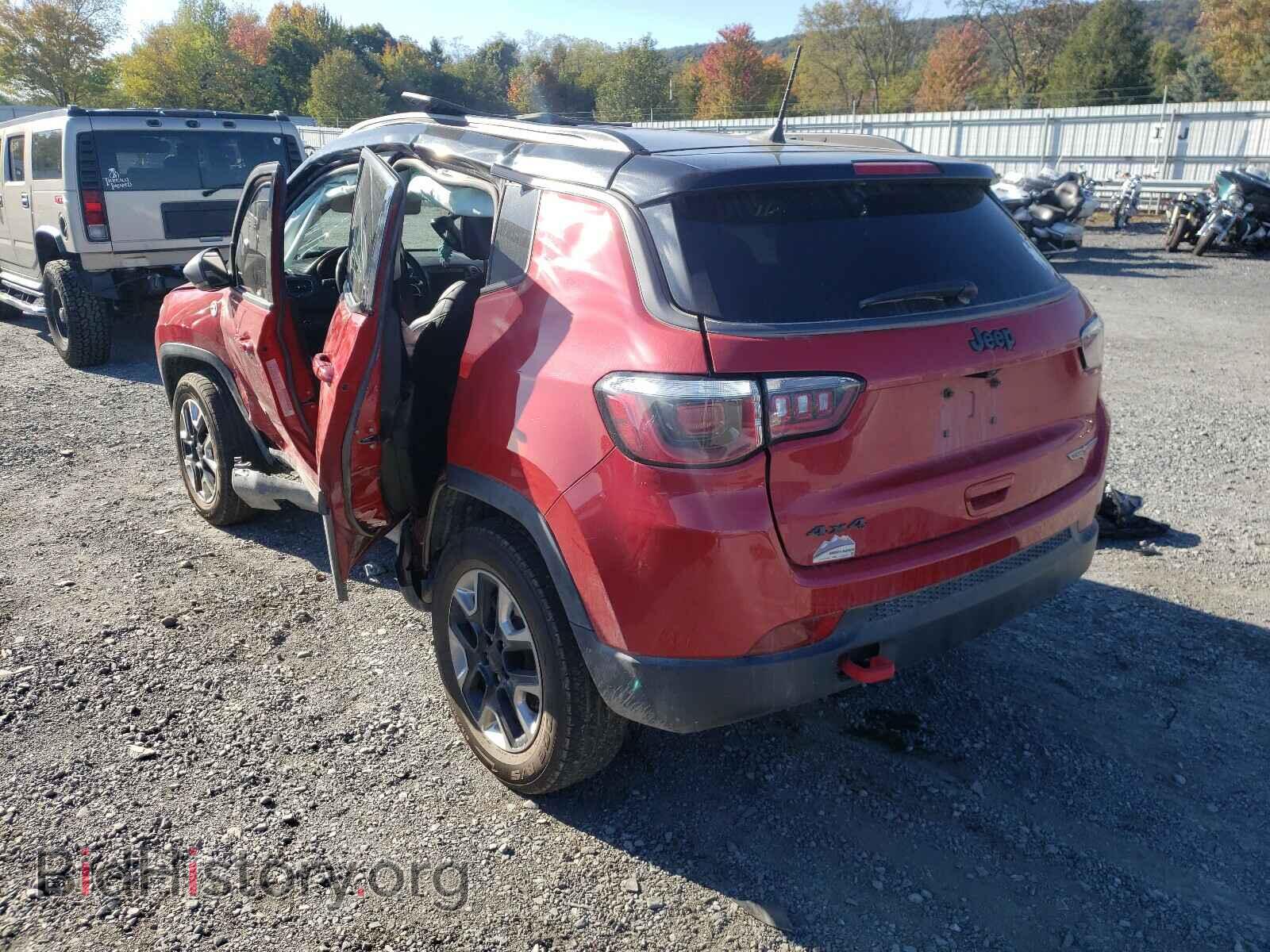 2018 JEEP COMPASS - VIN: 3C4NJDDB2JT403990 - Фото 3