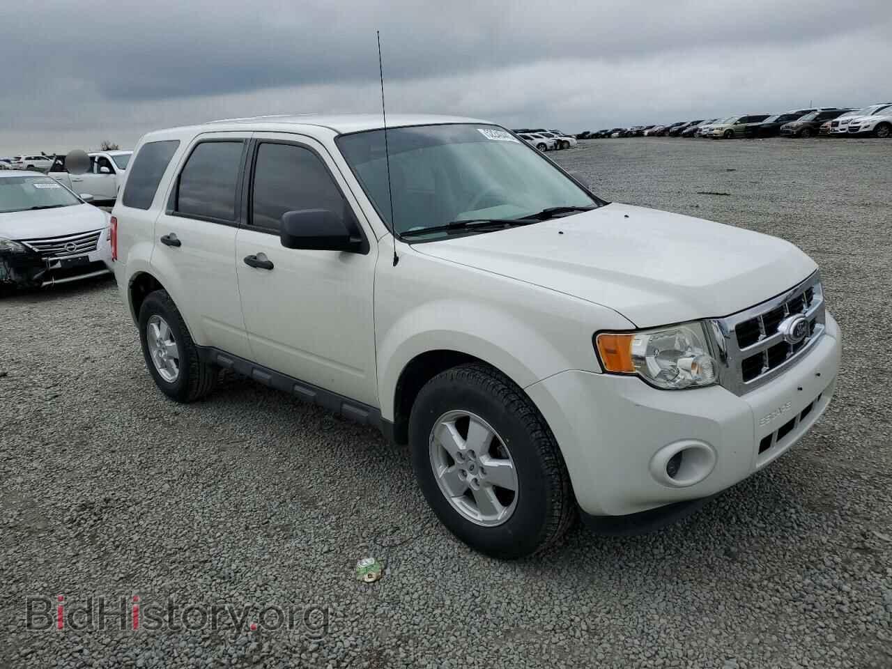 2011 FORD ESCAPE - VIN: 1FMCU0C71BKB89898 - Фото 4