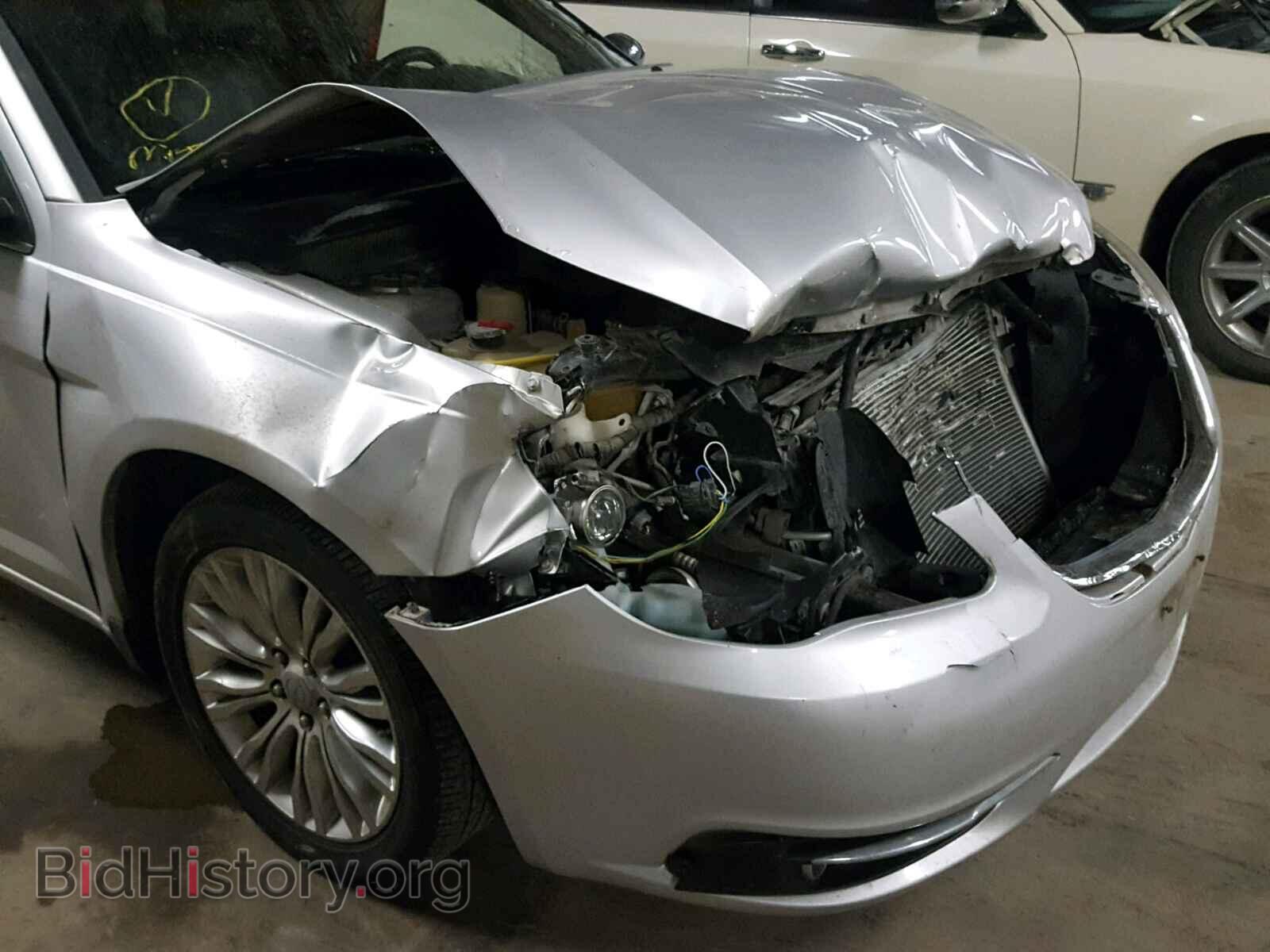 2011 CHRYSLER 200 - VIN: 1C3BC2FG8BN571116 - Фото 9