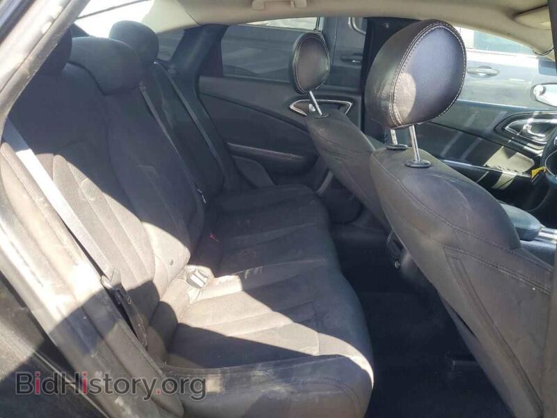 2015 Chrysler 200 (VIN 1C3CCCAB0FN749631) — photo 10 of 13