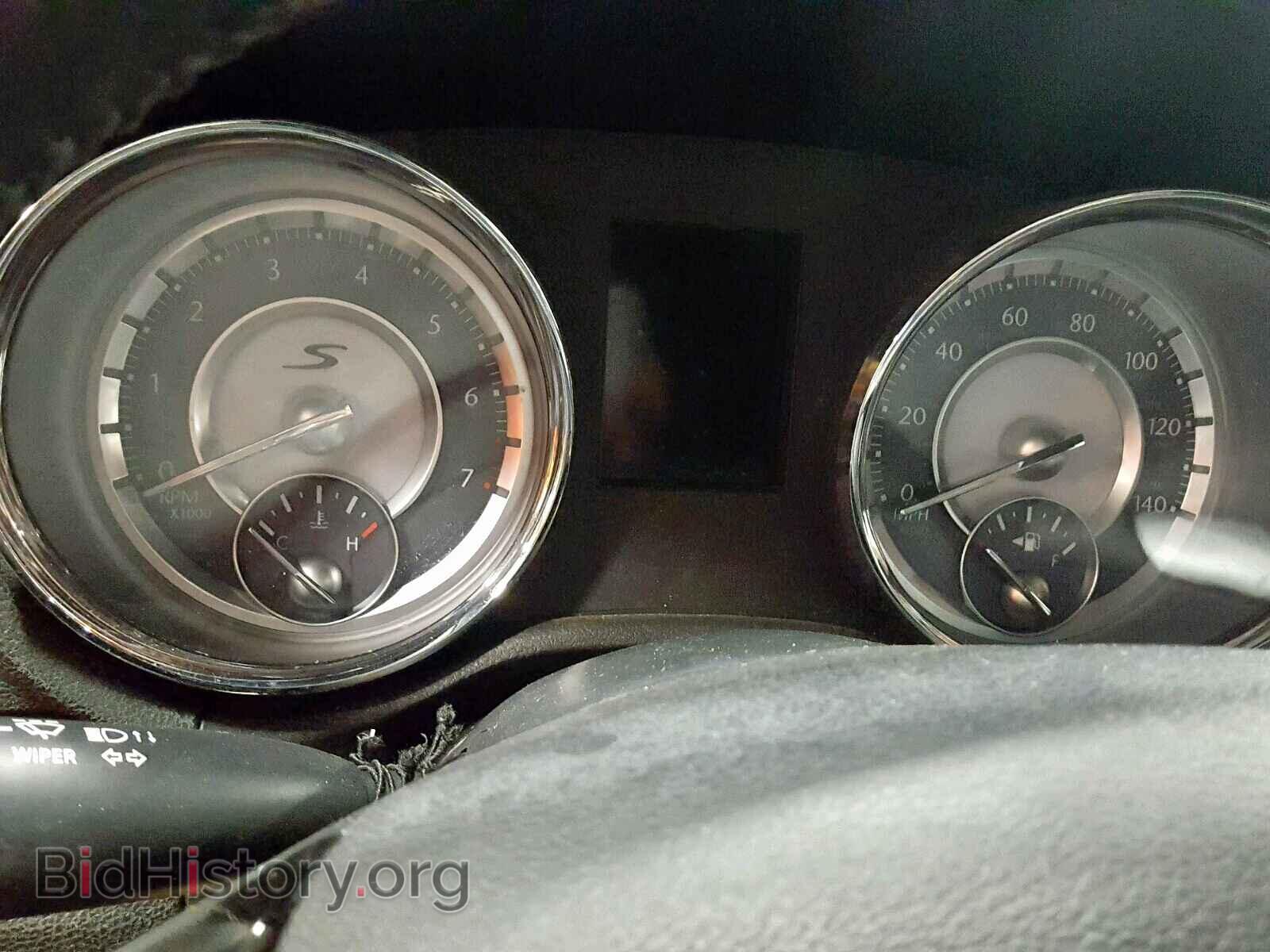 2014 CHRYSLER 300 - VIN: 2C3CCAGG0EH357375 - Фото 8