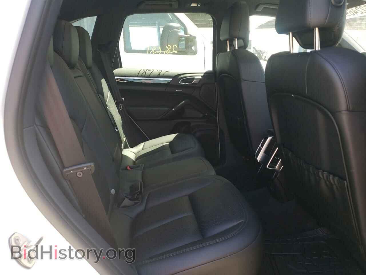 2018 PORSCHE CAYENNE - VIN: WP1AA2A29JKA07532 - Фото 6