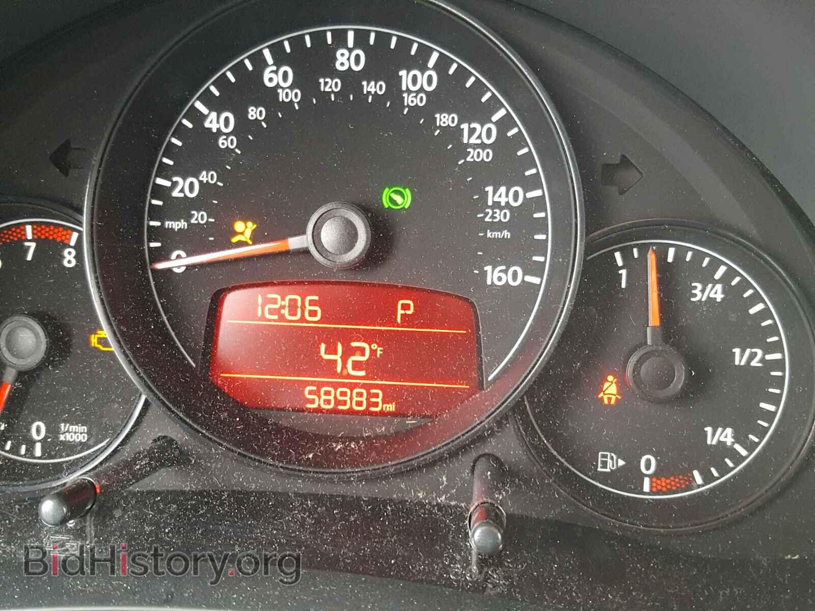 2012 VOLKSWAGEN BEETLE - VIN: 3VWJP7AT6CM612204 - Фото 8