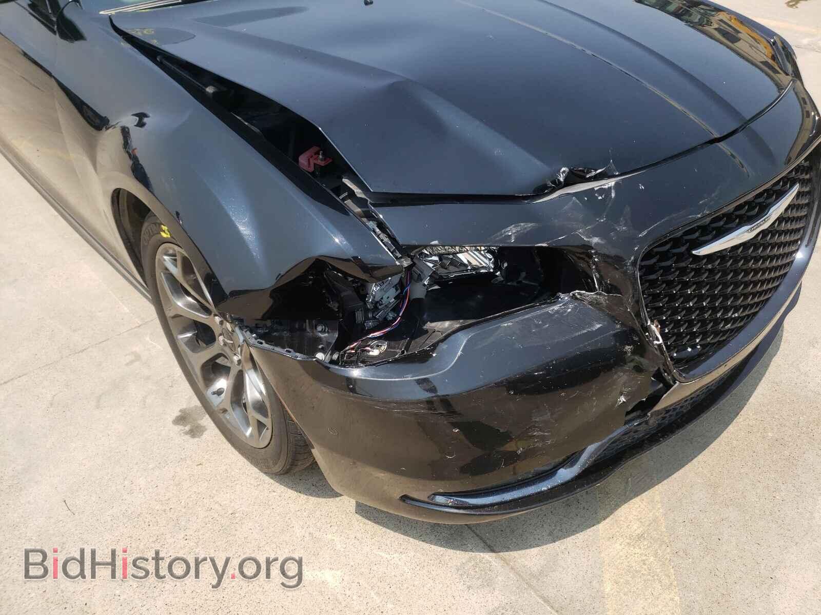 2016 CHRYSLER 300 - VIN: 2C3CCABT2GH224625 - Фото 9