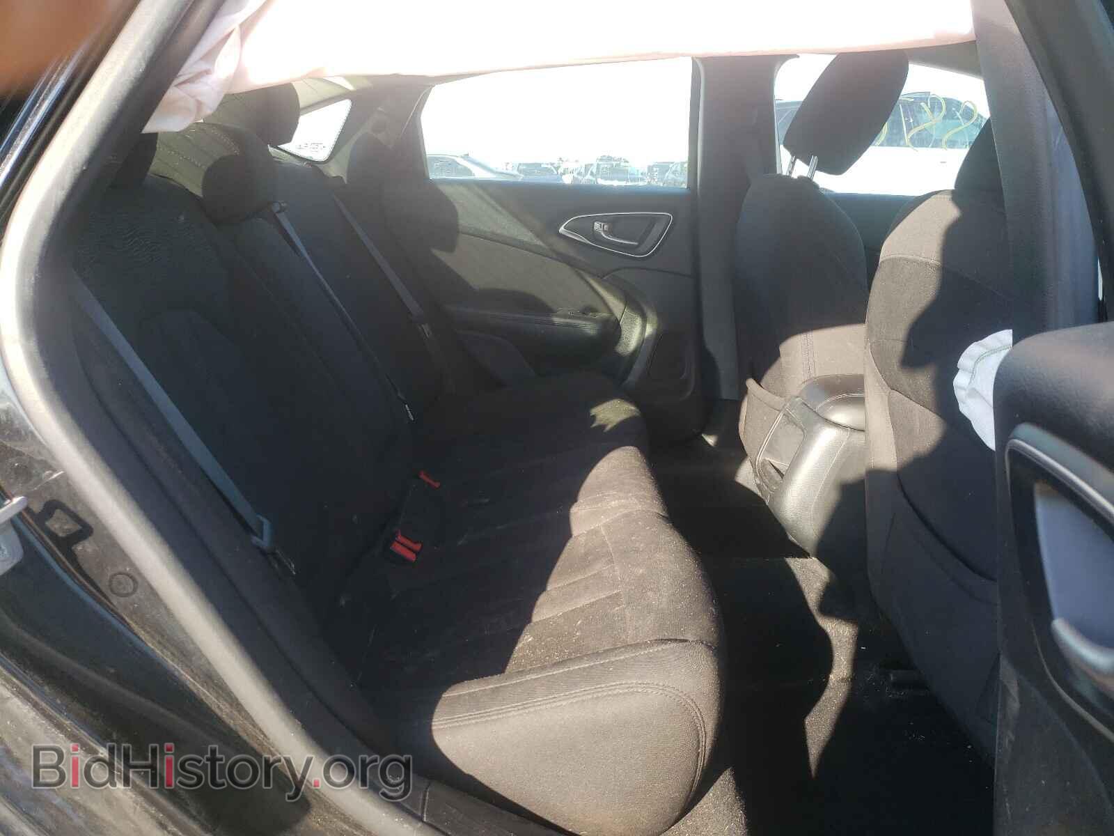 2015 CHRYSLER 200 - VIN: 1C3CCCAB2FN711124 - Фото 6