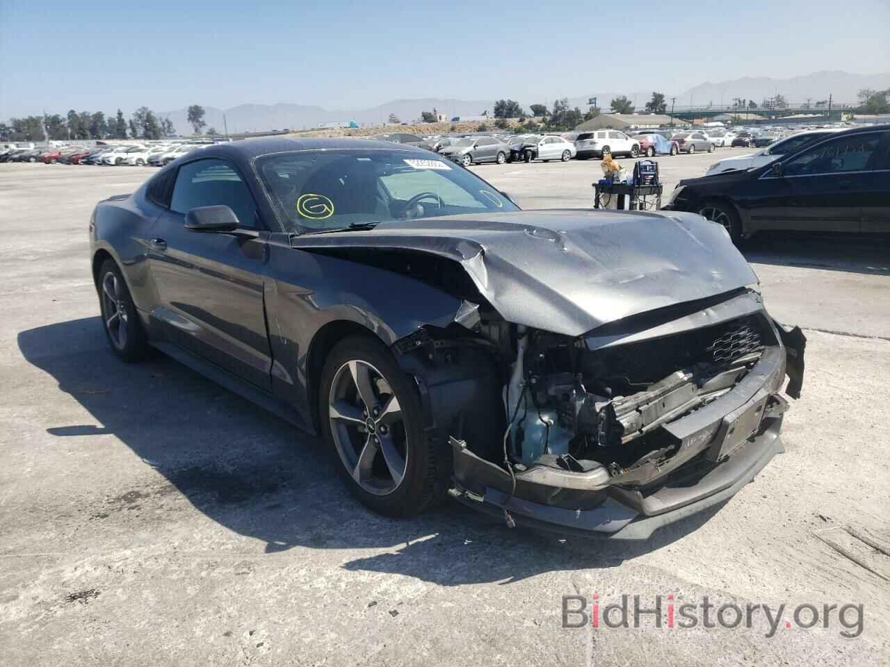 Photo 1FA6P8AM0F5303111 - FORD MUSTANG 2015