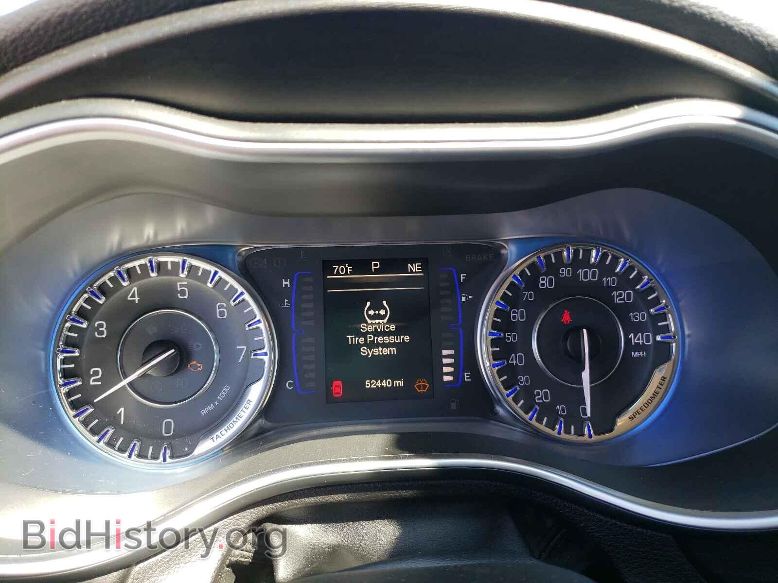 2015 CHRYSLER 200 - VIN: 1C3CCCABXFN649682 - Фото 8