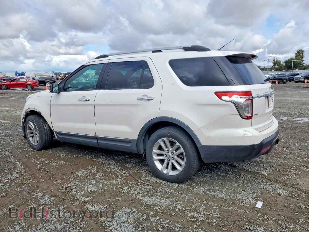 2011 FORD EXPLORER - VIN: 1FMHK7D82BGA65492 - Photo 2