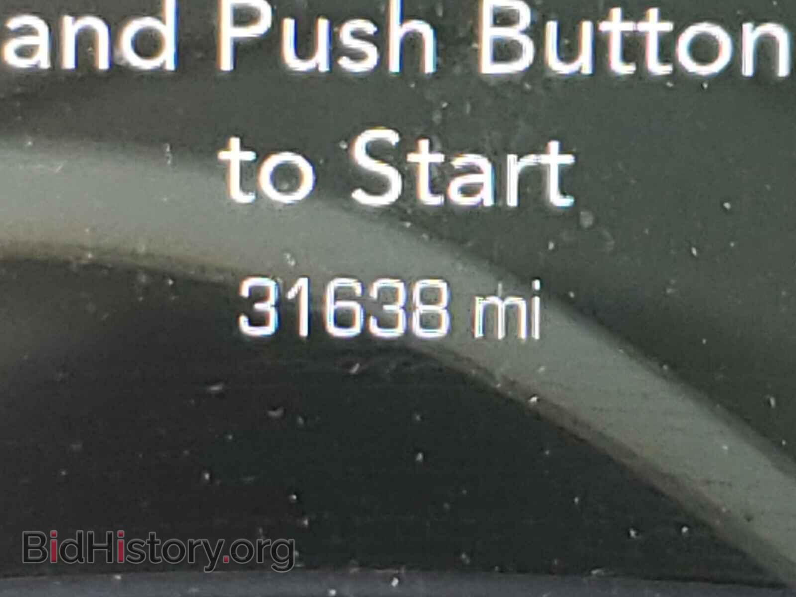 2019 CHRYSLER 300 - VIN: 2C3CCAGG7KH548965 - Photo 8