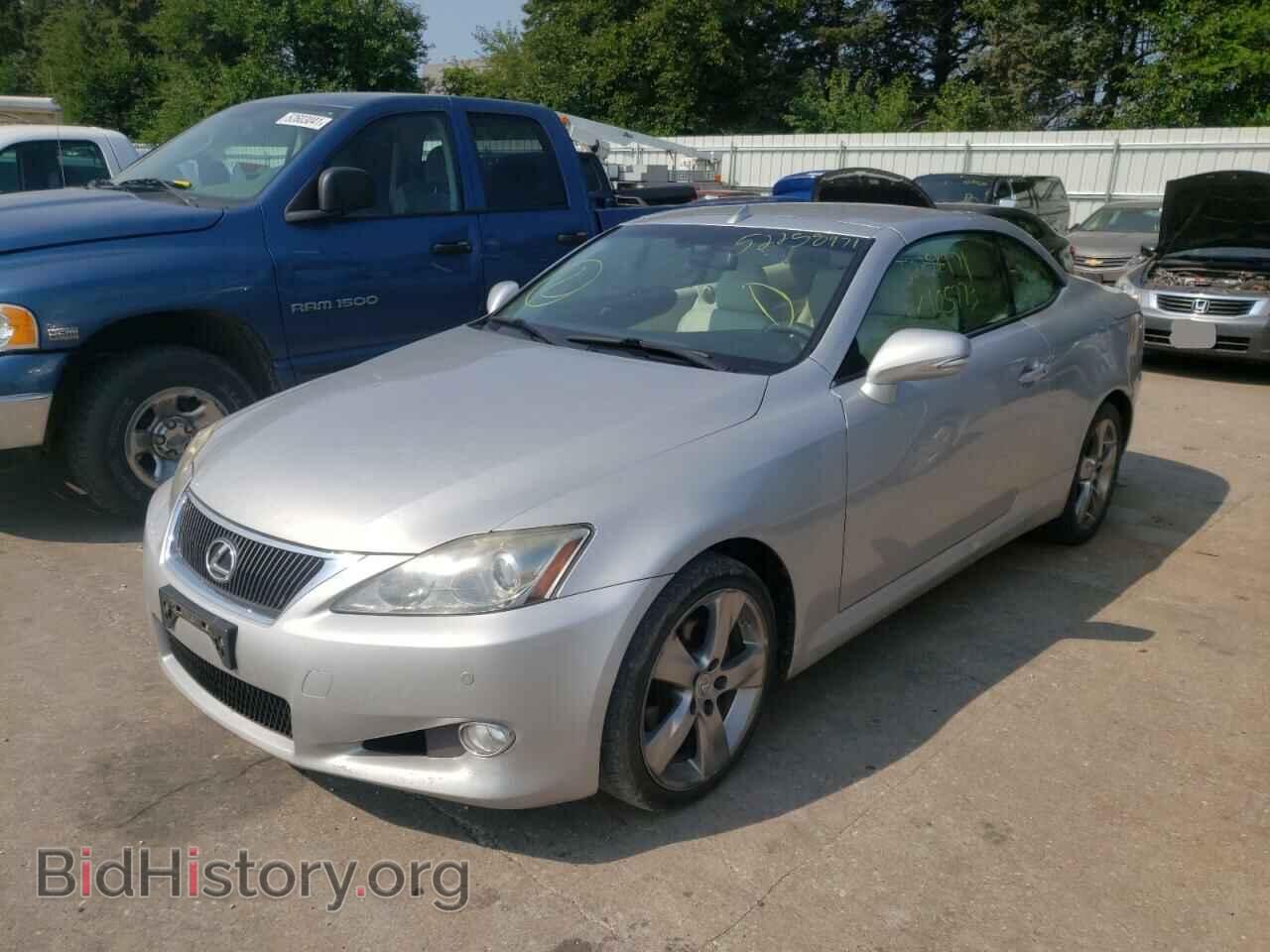 2010 LEXUS IS - VIN: JTHFF2C22A2509870 - Фото 2