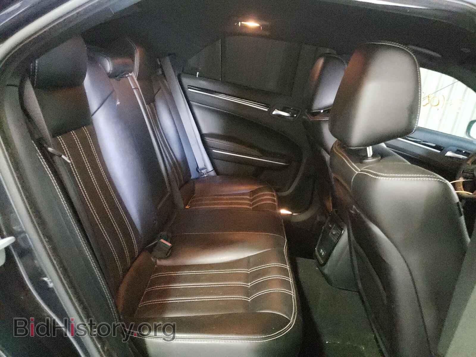 2019 CHRYSLER 300 - VIN: 2C3CCAGG3KH686809 - Photo 6