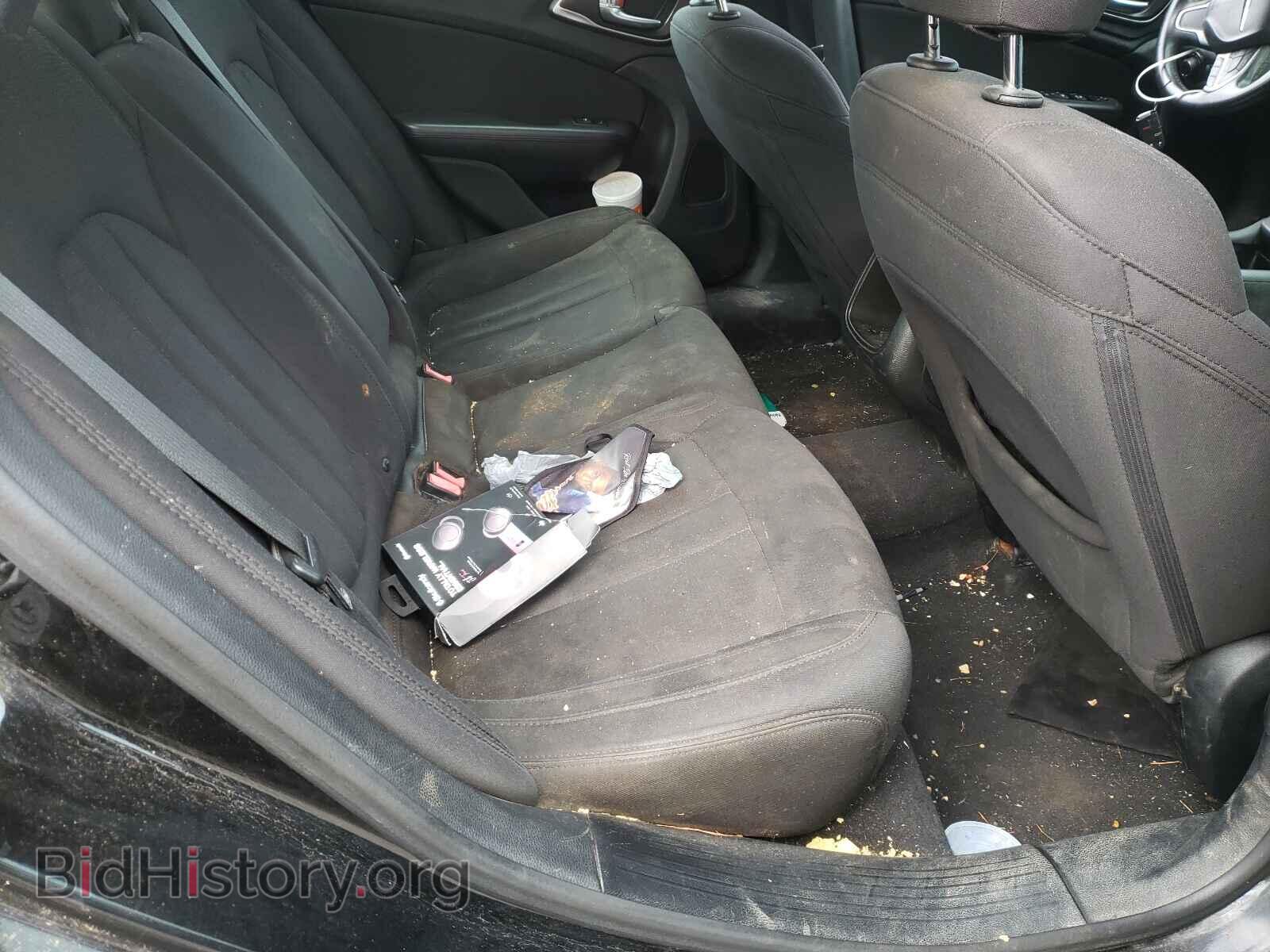 2015 CHRYSLER 200 - VIN: 1C3CCCAB5FN604035 - Photo 6