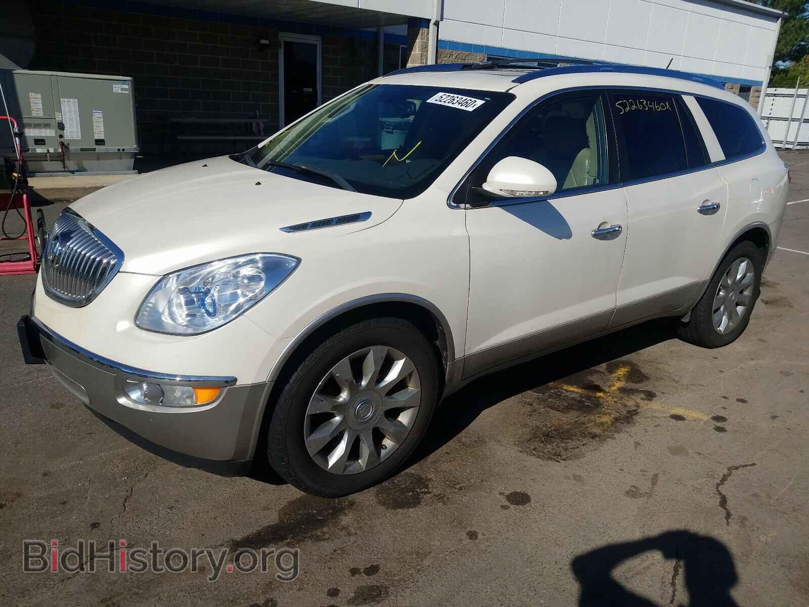 2011 BUICK ENCLAVE - VIN: 5GAKVCED4BJ221557 - Фото 2