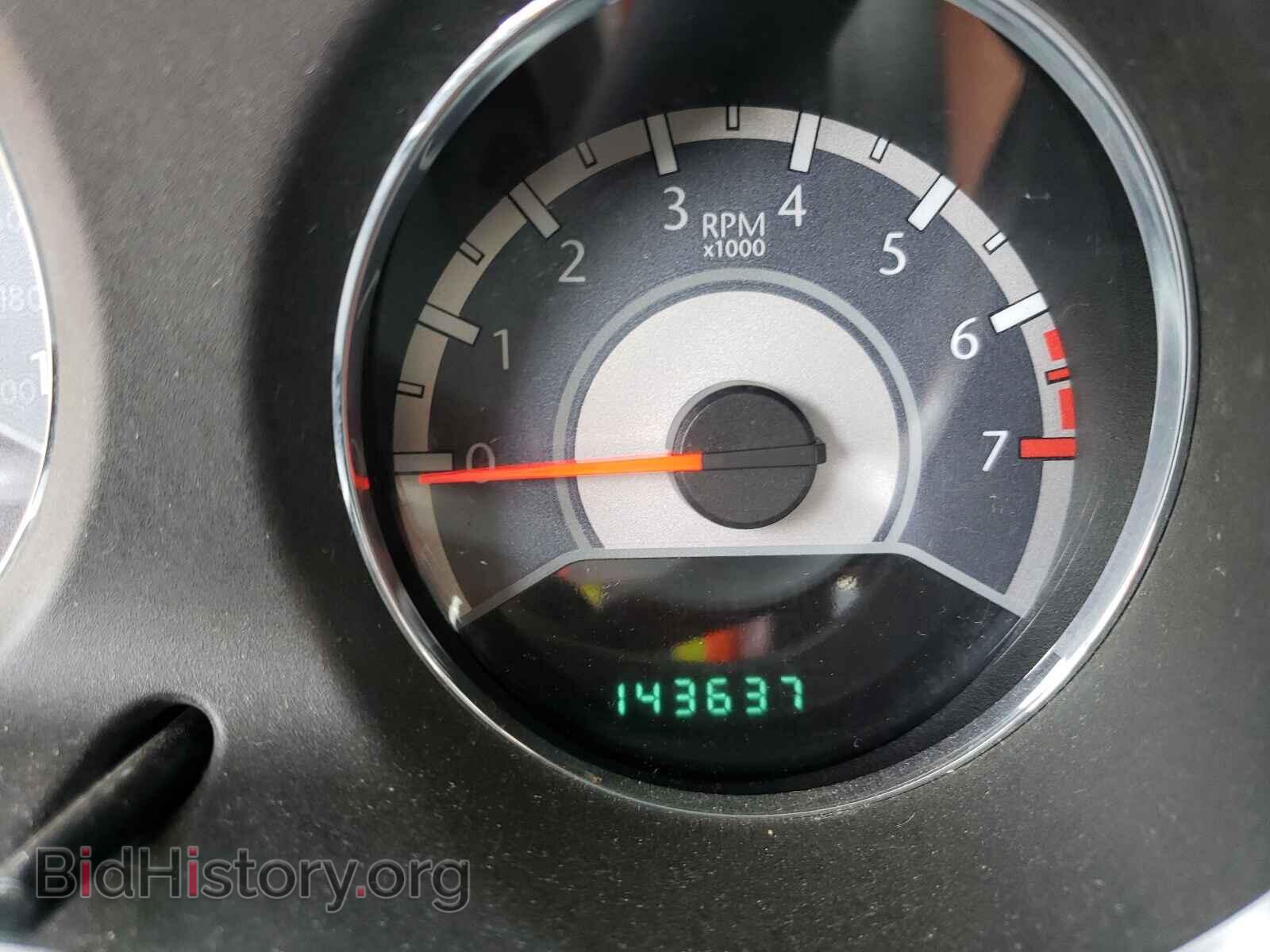 2011 CHRYSLER 200 - VIN: 1C3BC2FG2BN505676 - Photo 8