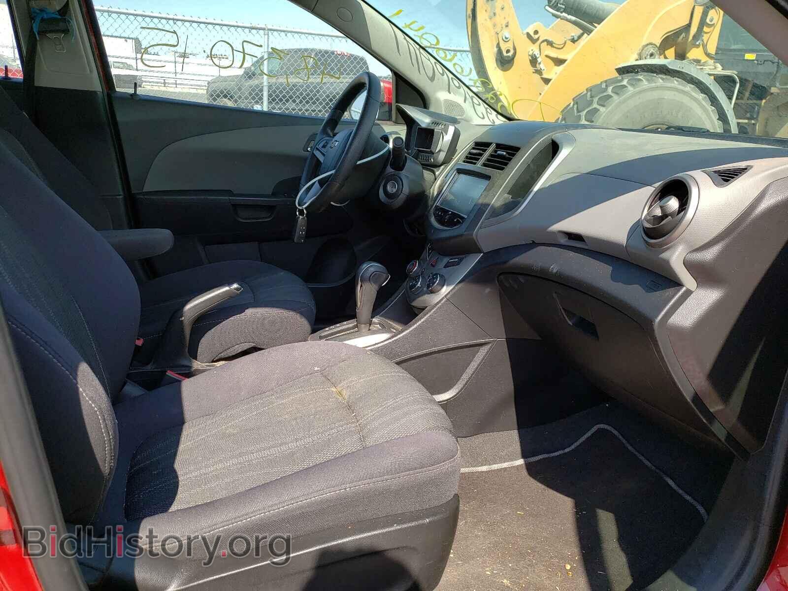 2015 CHEVROLET SONIC - VIN: 1G1JC5SG9F4148564 - Фото 5
