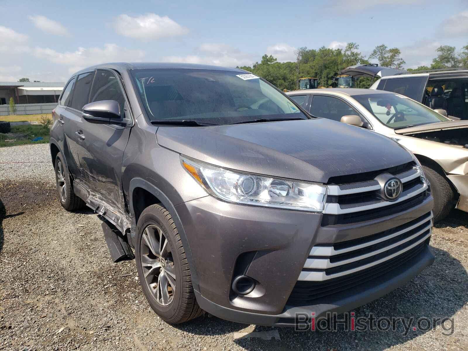 Фотография 5TDZARFH0HS029562 - TOYOTA HIGHLANDER 2017