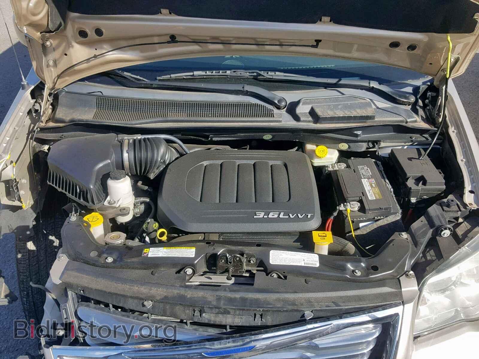 2013 CHRYSLER TOWN & COU - VIN: 2C4RC1BG1DR677746 - Фото 7