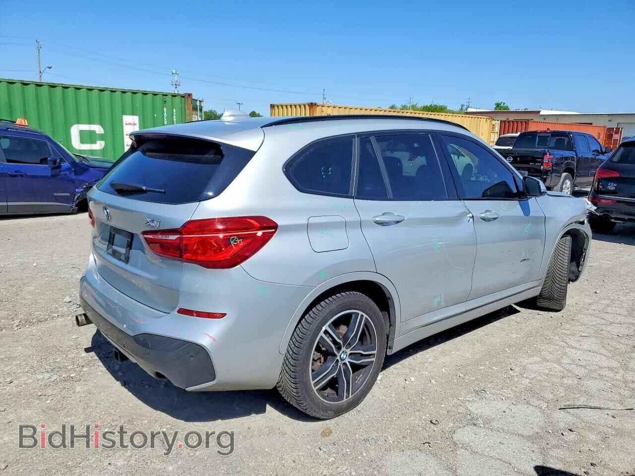 2017 BMW X1 - VIN: WBXHT3C30H5F82302 - Фото 3