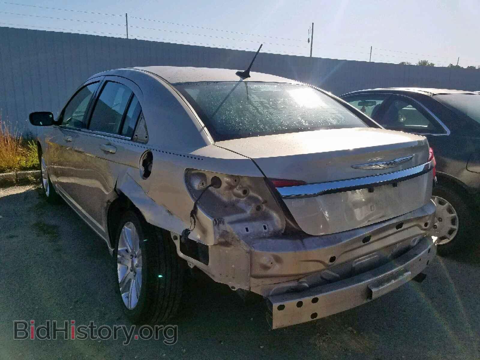 2013 CHRYSLER 200 - VIN: 1C3CCBAB0DN735932 - Фото 3