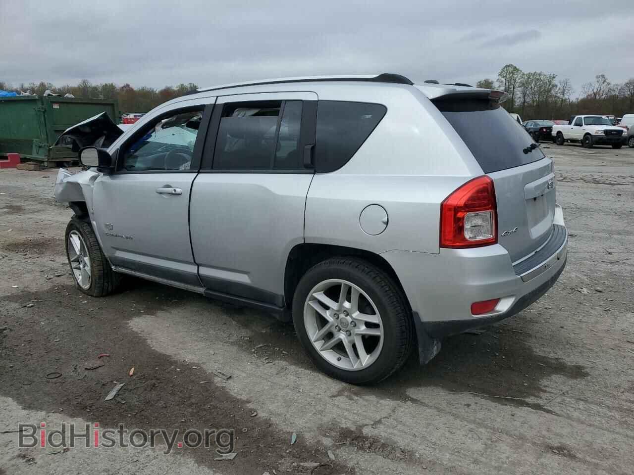 2011 JEEP COMPASS - VIN: 1J4NF5FB1BD201874 - Фото 2