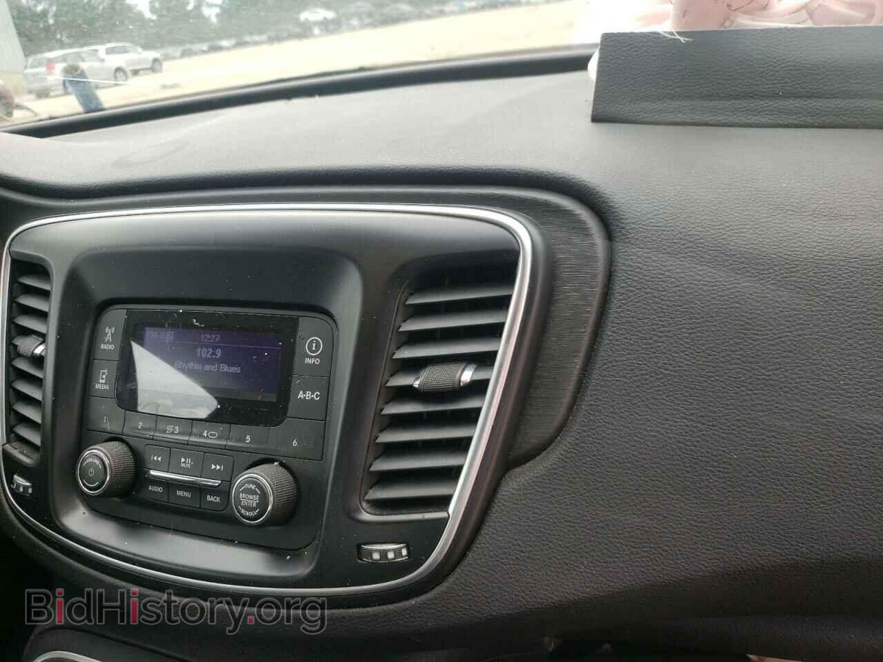 2016 CHRYSLER 200 - VIN: 1C3CCCFB5GN172332 - Фото 9
