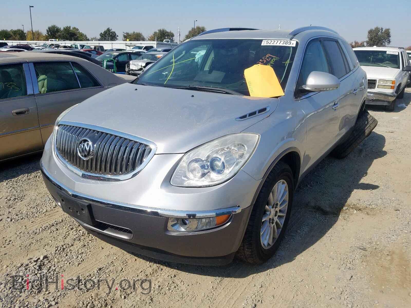 2011 BUICK ENCLAVE CX - VIN: 5GAKRBED7BJ330674 - Фото 2