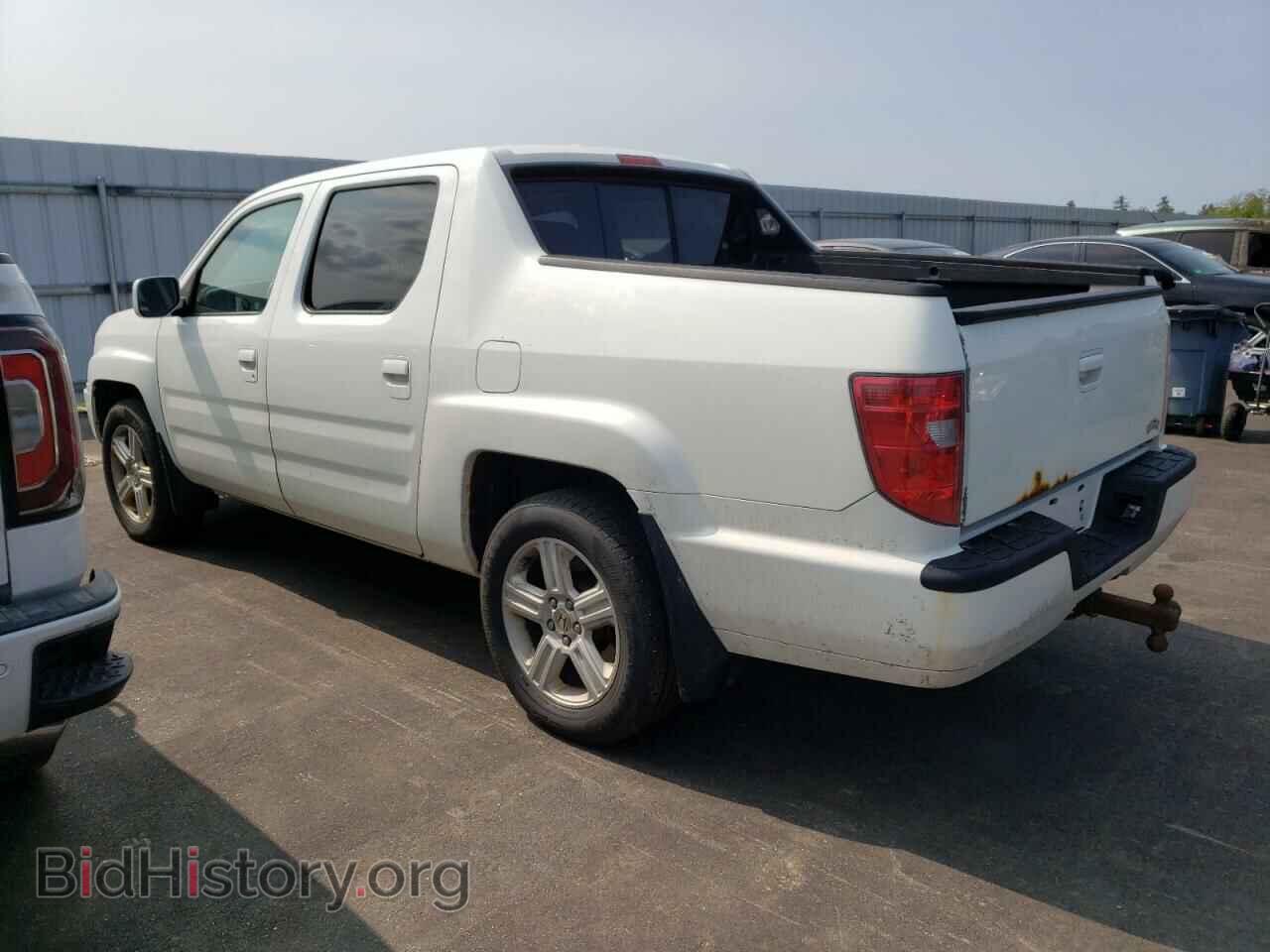 2011 HONDA RIDGELINE - VIN: 5FPYK1F55BB006958 - Фото 2