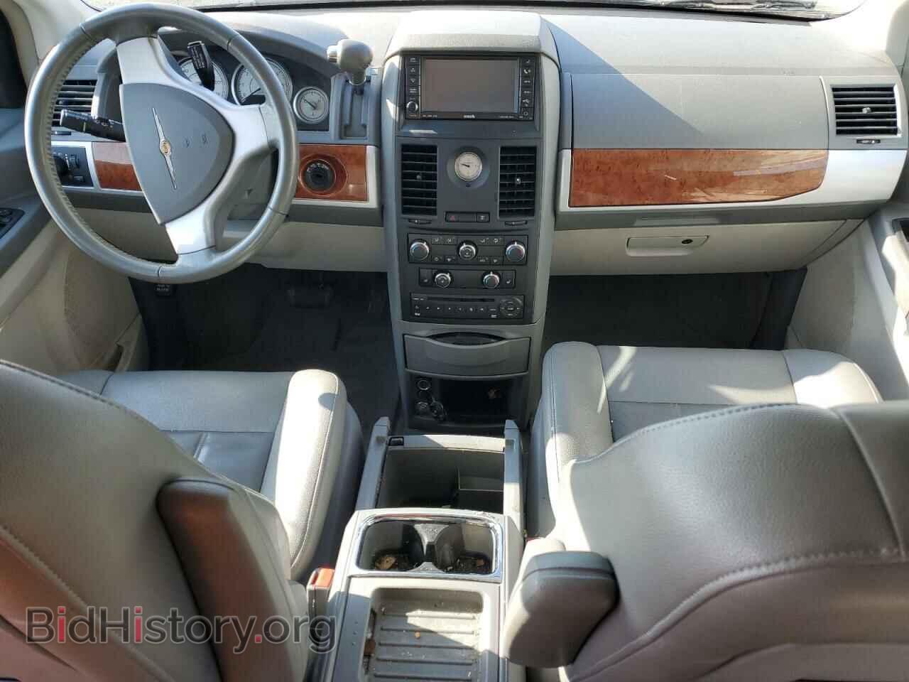 2008 CHRYSLER MINIVAN - VIN: 2A8HR54P38R643434 - Фото 8