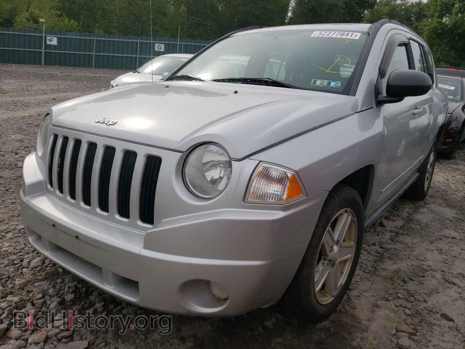 2010 JEEP COMPASS - VIN: 1J4NF4FB4AD604563 - Фото 2