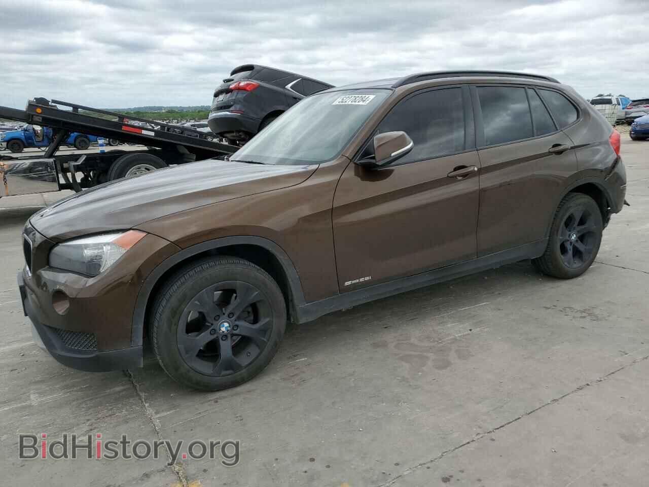 Фотография WBAVM1C55DVW45532 - BMW X1 2013