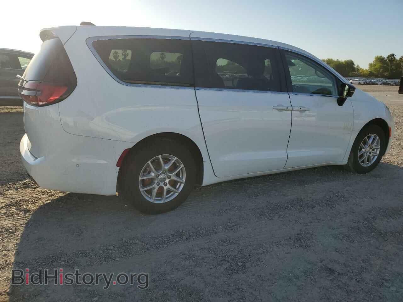 2024 CHRYSLER PACIFICA - VIN: 2C4RC1BG1RR111481 - Фото 3