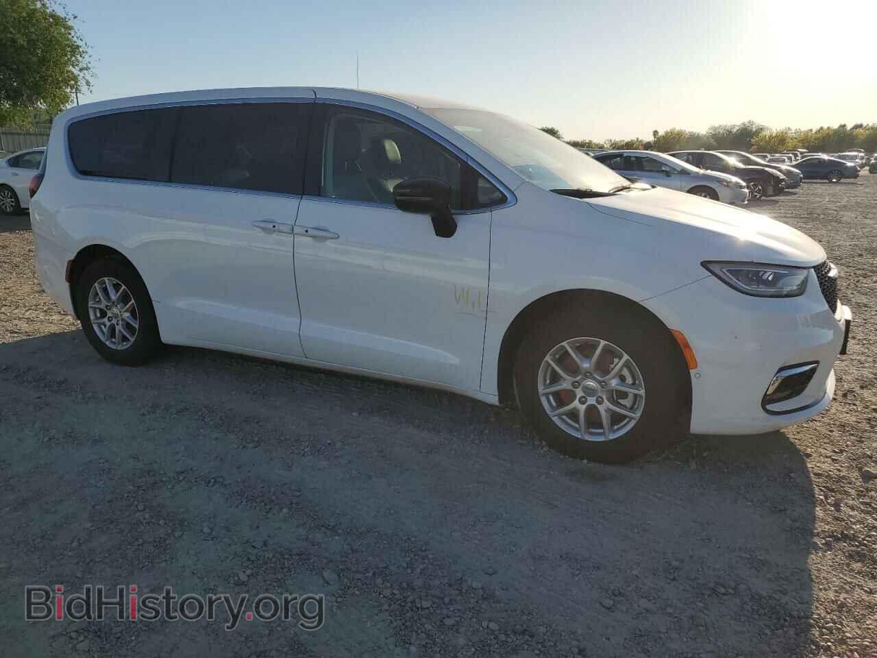 2024 CHRYSLER PACIFICA - VIN: 2C4RC1BG1RR111481 - Фото 4