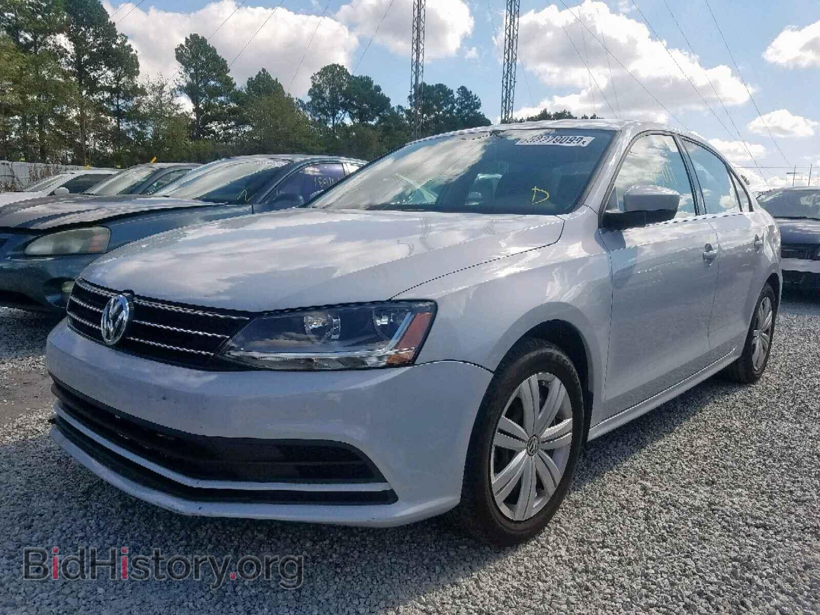 2017 VOLKSWAGEN JETTA - VIN: 3VW2B7AJXHM415268 - Photo 2