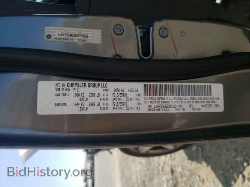2011 Jeep COMPASS (VIN 1J4NF5FB2BD209529) — фото 10 из 10