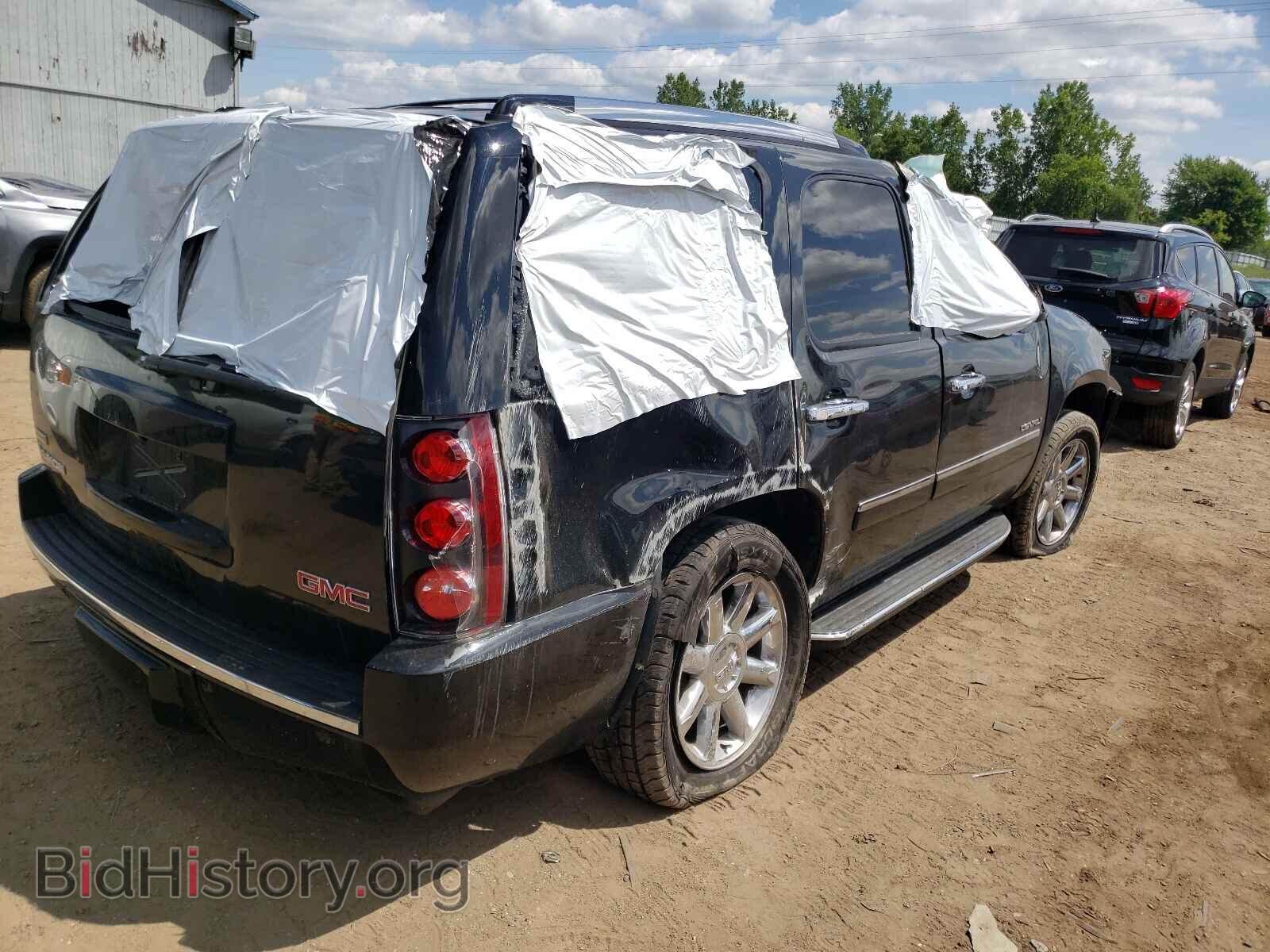 2011 GMC YUKON - VIN: 1GKS2EEF2BR172546 - Фото 4
